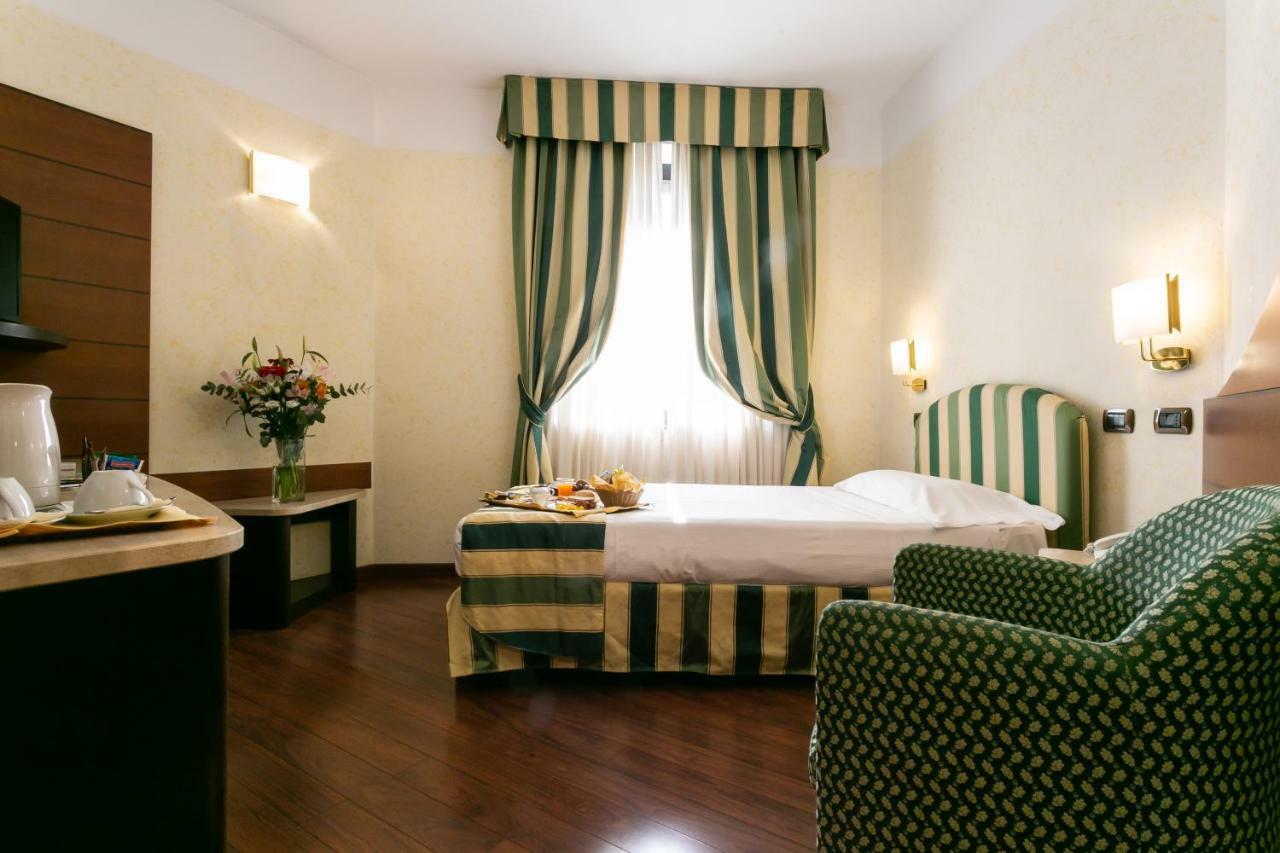 Hotel Mirage Sure Hotel Collection By Best Western Milano Ngoại thất bức ảnh
