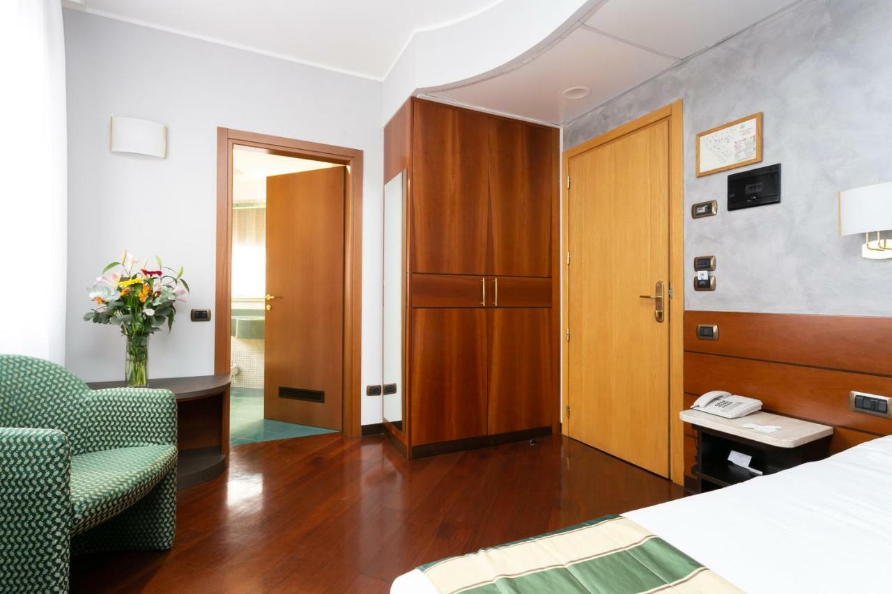 Hotel Mirage Sure Hotel Collection By Best Western Milano Ngoại thất bức ảnh